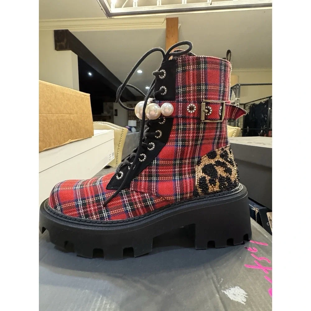 Betsey Jonnie Boots Women Heathr Red Plaid Size 9.5 Holiday Pearl Sequin Animal